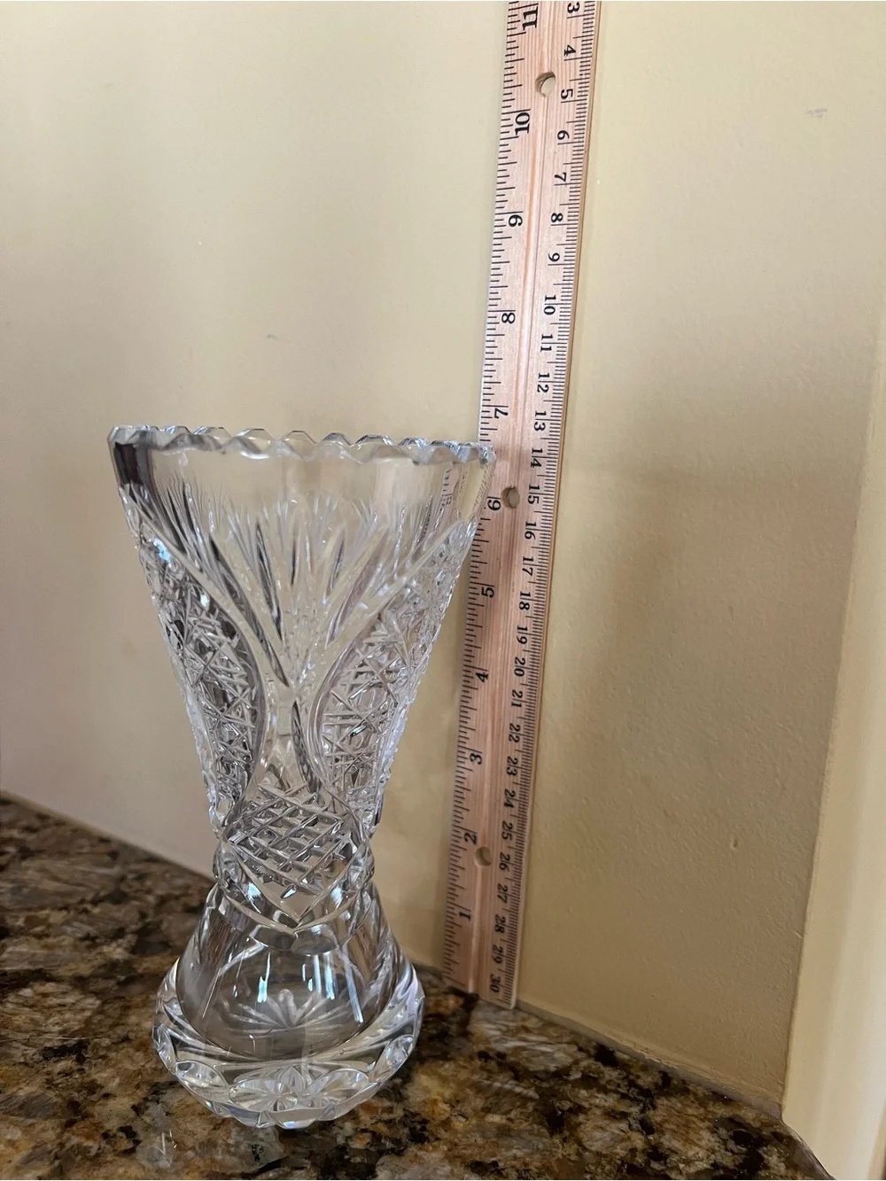 Crystal Vintage clear cut